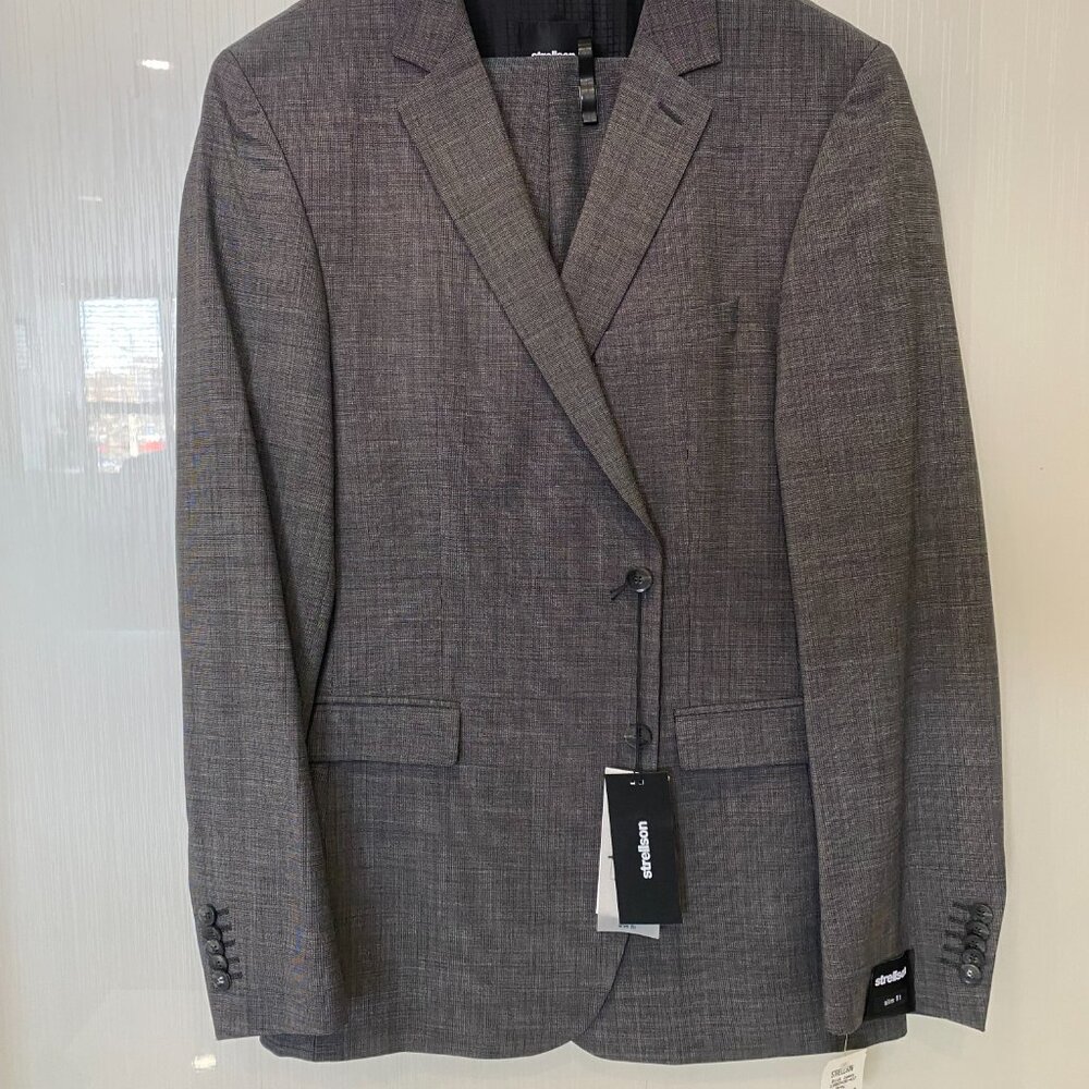 Strellson Suit - Brand New/Never Worn 42R